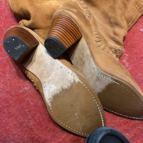 Suede boots - Picture 2 of 5